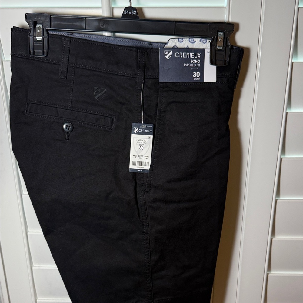 NWT Men’s 30 Waist Blue Label Daniel Cremieux Soho Tapered Fit Black shorts